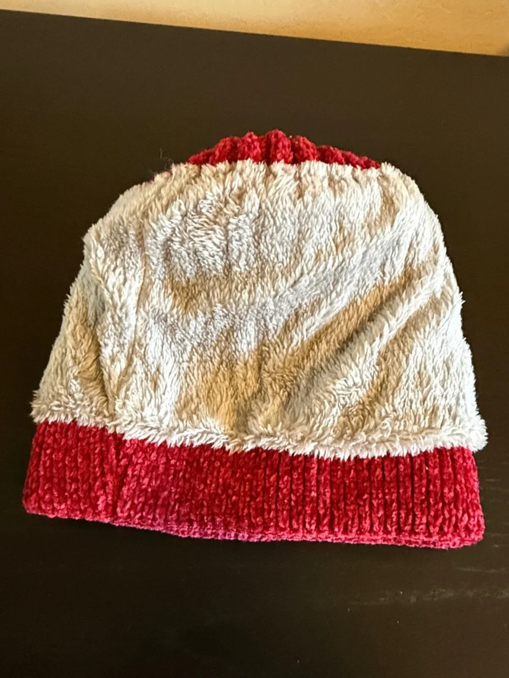 Cranberry Red Chenille Ribbed Knit Beanie Faux Fur Pom Pom Winter Hat OS